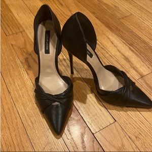 Brand new. Works once leather stiletto pumps!